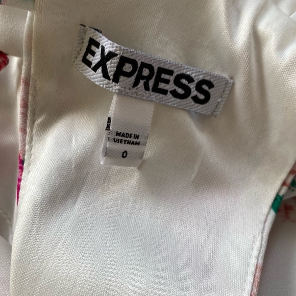 EXPRESS Floral Ruffle Mini Dress Size 0 (XS) - Picture 11 of 12